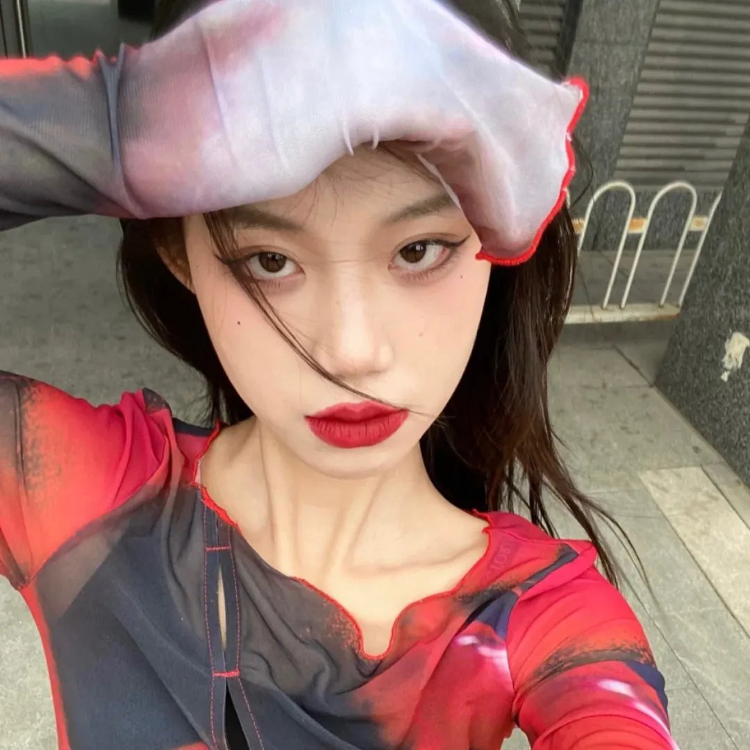 女孩的夏日秘密